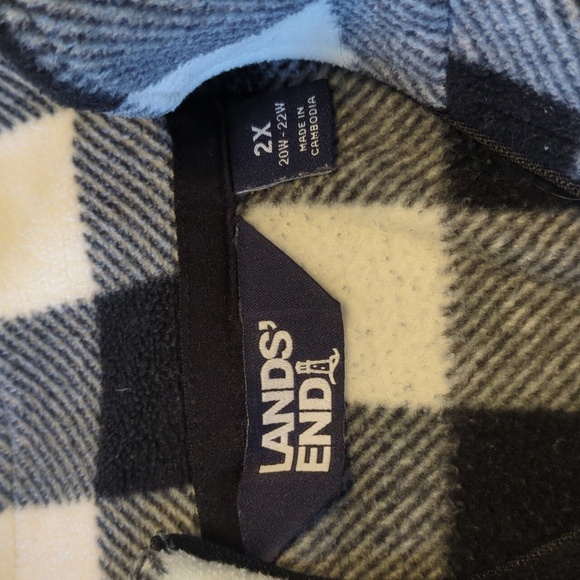 Land's End Black/White Plaid Quarter Zip Fleece Pullover - Picture 3 of 4